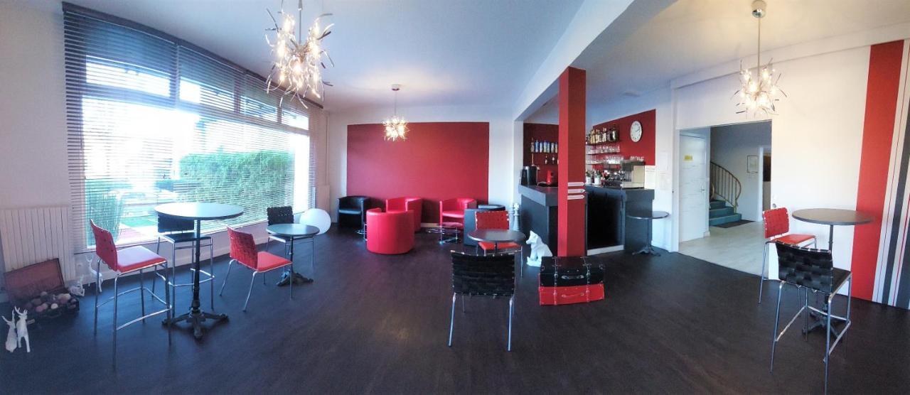 Château-Gontier Contact Hotel Du Cerf מראה חיצוני תמונה